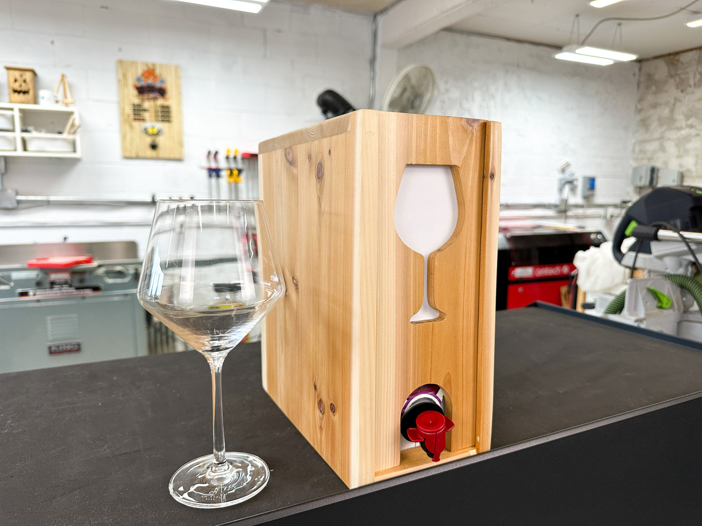 Wine Box Dispenser - DIY Woodworking
