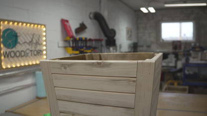 Angled Tall Planter Box - Woodworking Plan